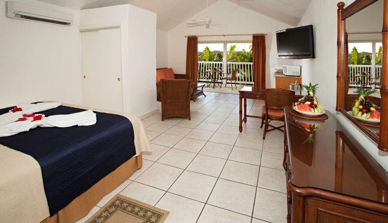 The Veranda Resort Antigua -  Waterfront Spa Suites Ocean Front (2)_001